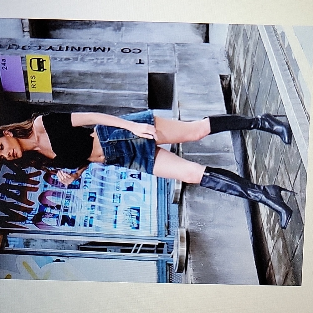 Modatope black PU knee high boot platform 4" stiletto point toe  7.5 Like New…